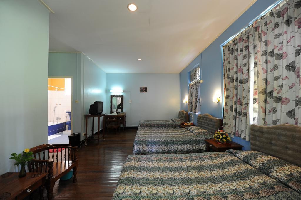 Thante Hotel - Nyaung Oo Habitación foto